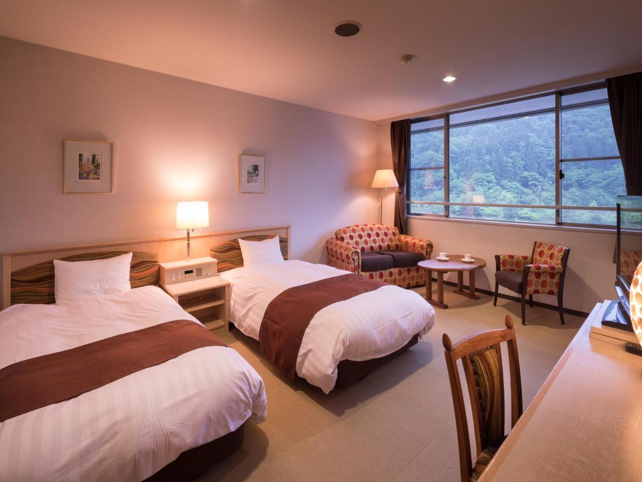 נאקאטסוגאווה Hotel Hanasarasa מראה חיצוני תמונה